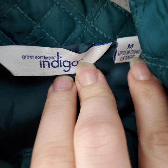 Great Northwest Indigo quilted vest with zipper and pockets - Picture 3 of 3